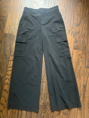 Athleta Black Wide-Leg Cargo Trousers